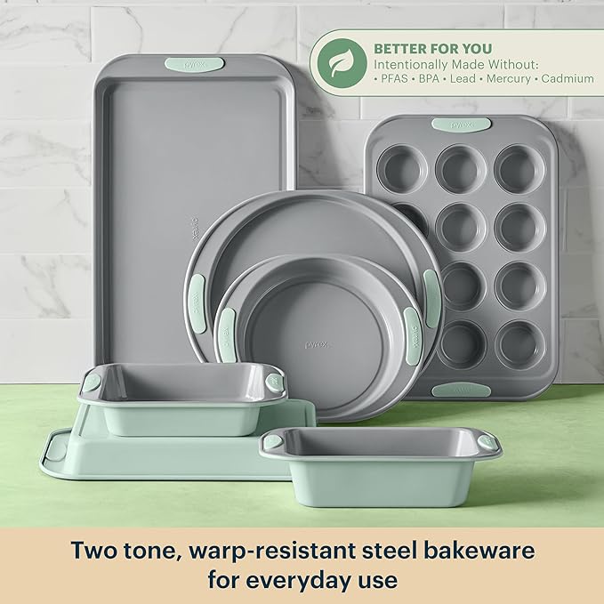 Pyrex 8-Piece Metal Bakeware Set, Lightweight Stainless Steel Baking Trays - Image 3