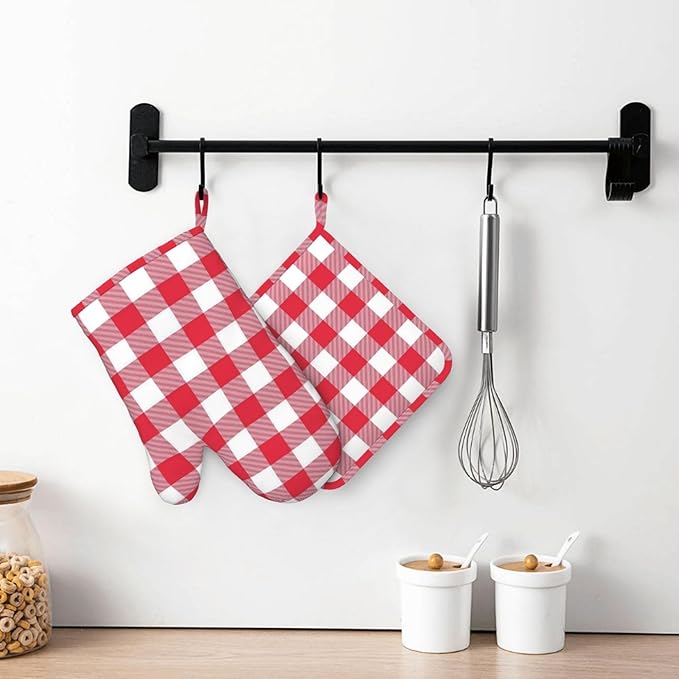 Red and White Checkered Oven Mitts and Pot Holders Set - Image 7