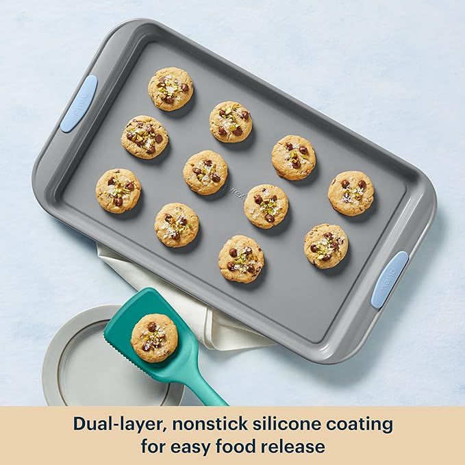 Pyrex 3-Piece Metal Cookie & Muffin Sheet Bakeware Set, Lightweight Stainless - Image 5