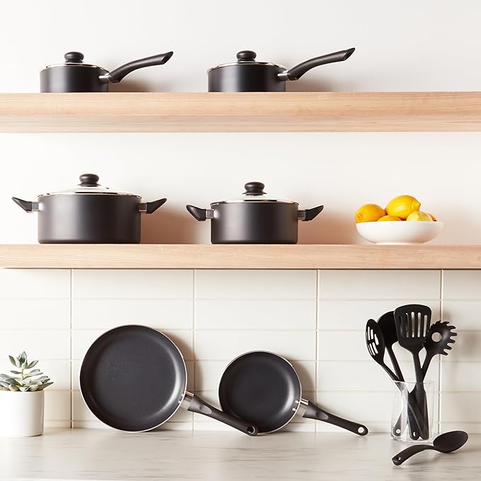 Amazon Basics Non-Stick Kitchen Cookware 15-Piece Set - Image 3