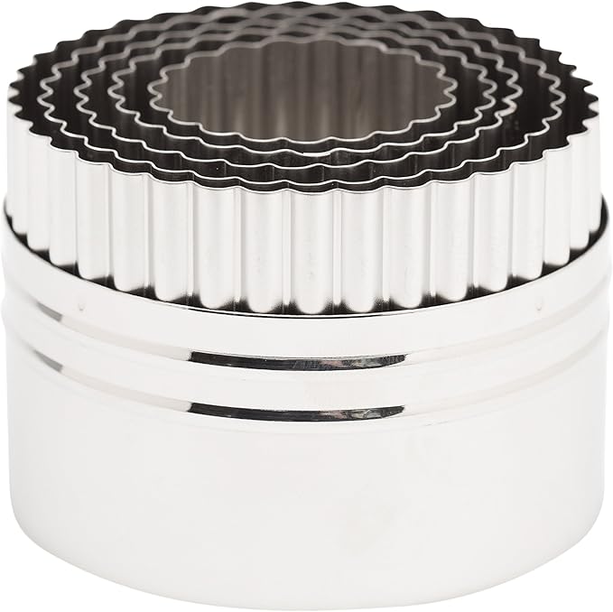 Ateco Double Sided Small Round Cutters in Graduated Sizes, Fluted & Plain Edges by Ateco