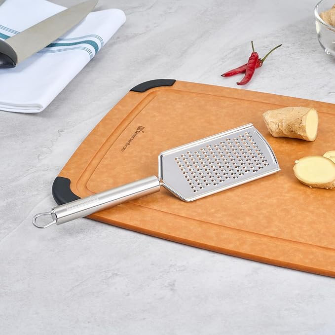 Restaurantware-German Standard Fine Handheld Graters, 6 Flat Cheese Graters - Image 3
