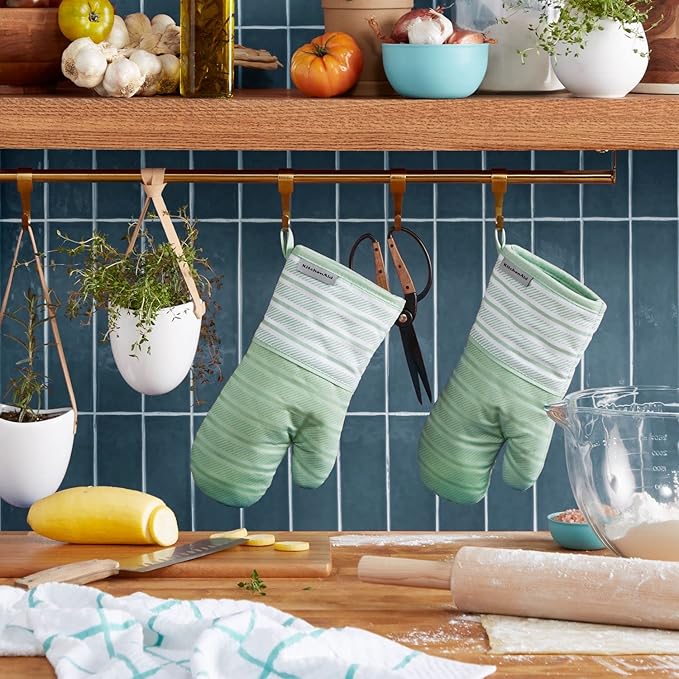 KitchenAid Albany Oven Mitt 2-Pack Set - Image 2